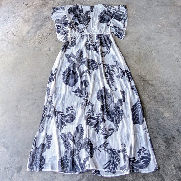 Express White Black Floral Flutter Sleeve Long Duster Kimono size M/L - Picture 8 of 8